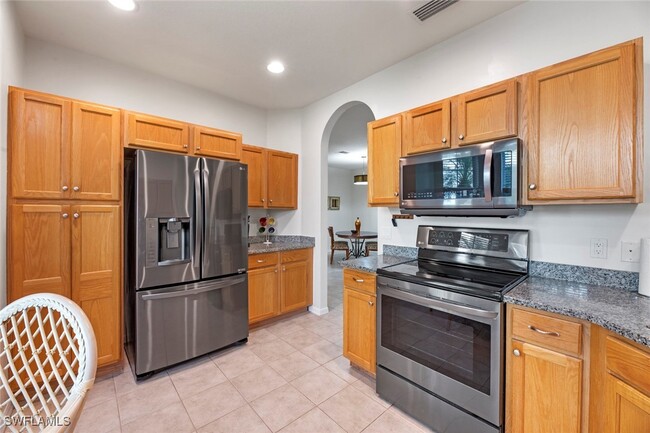 Building Photo - 3311 S Coconut Island Dr