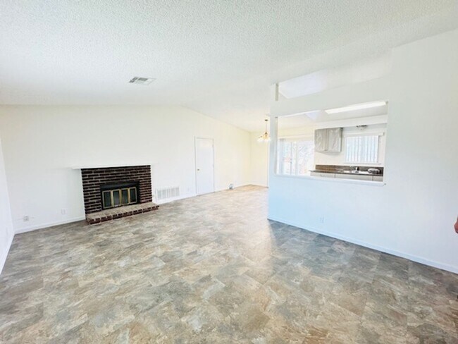 Building Photo - Nicely Remodeled 3 + 2  Ranch- Style Home