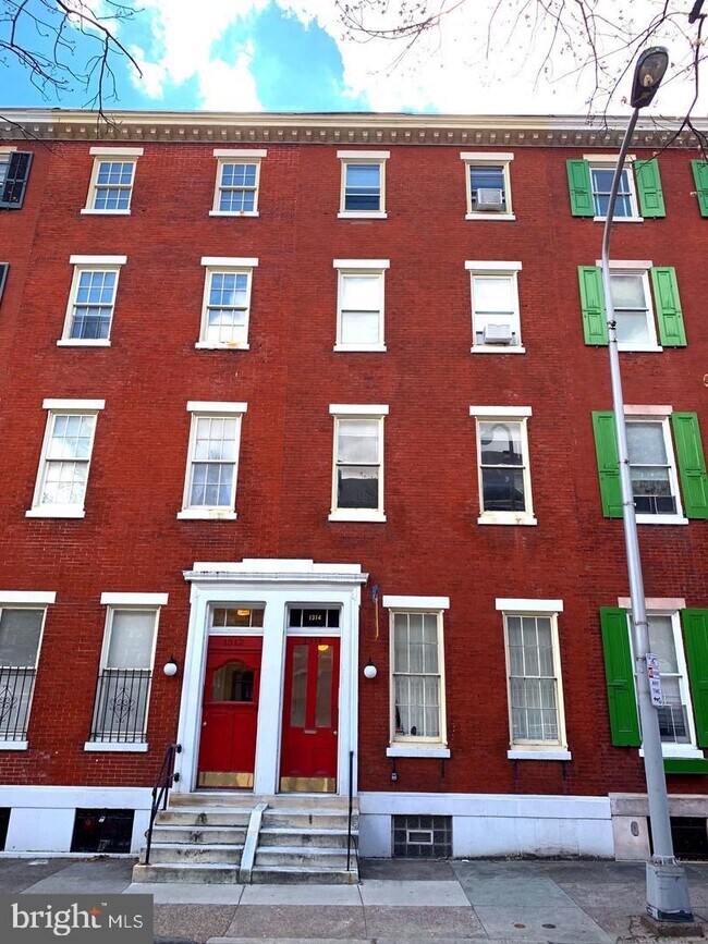 Foto del edificio - 1314 Pine St