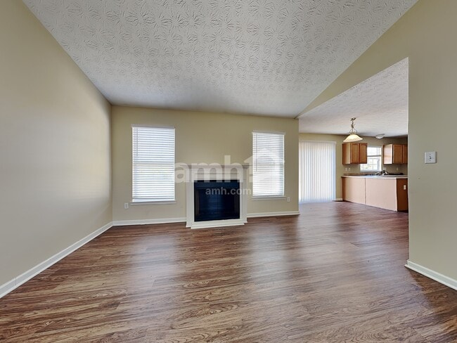 Foto del edificio - 5433 Fairford Ct