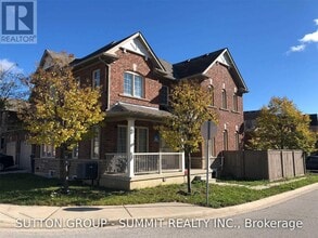 Building Photo - 20 Bellhaven Crescent