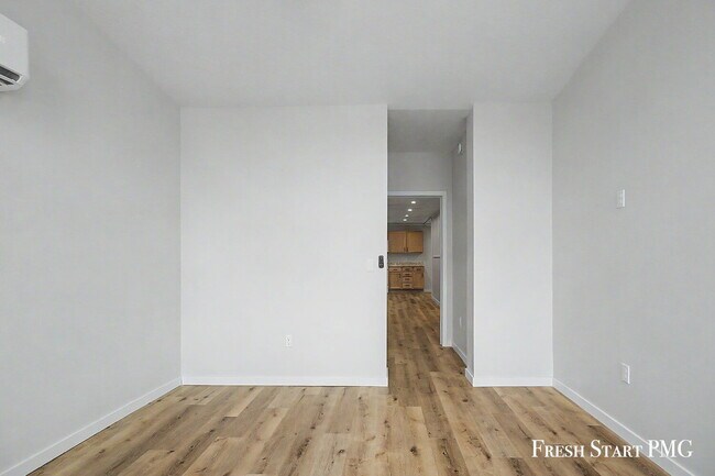 Building Photo - Newly Renovated 3-Bed, 2-Bath Loft in Downtown Portland