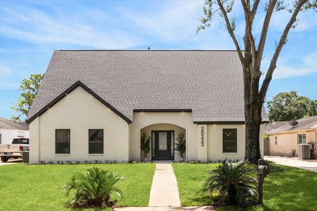 Building Photo - 20223 Laurel Lock Dr