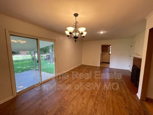 Foto del edificio - 2010 E Rosebrier St