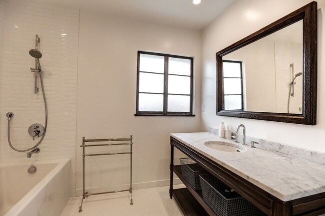 Foto del edificio - 751 18th St
