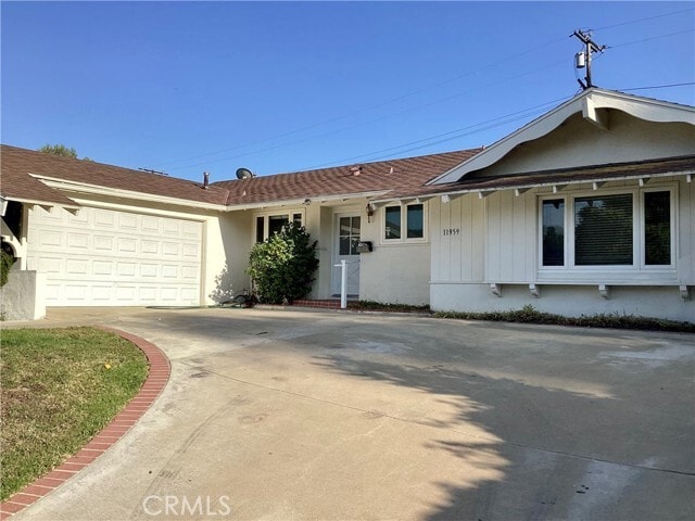 Building Photo - 11959 Salem Dr