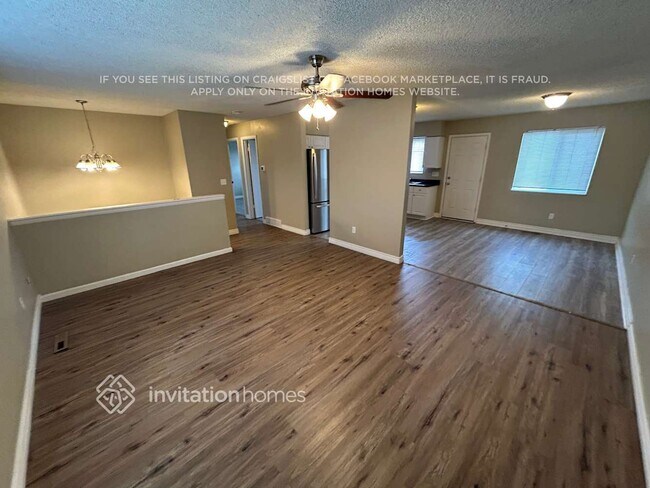 Foto del edificio - 7030 N Lamar St