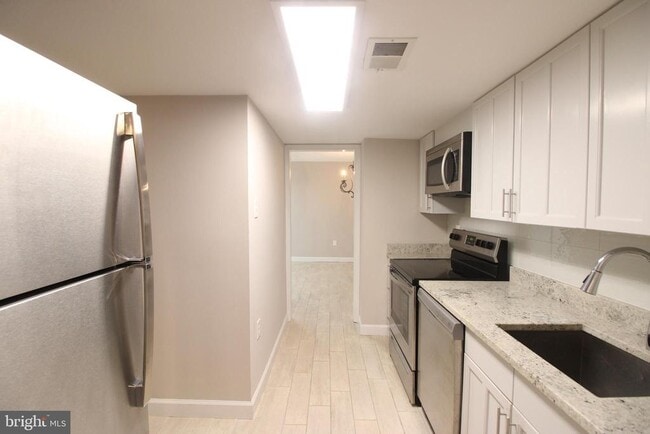Building Photo - 4669 Logsdon Dr
