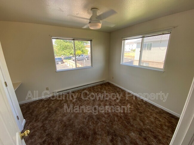 Foto del edificio - 1657 N 5th St