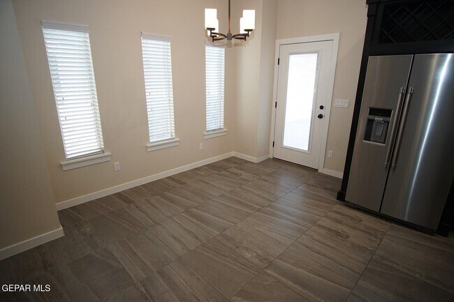 Building Photo - 14829 David Latin