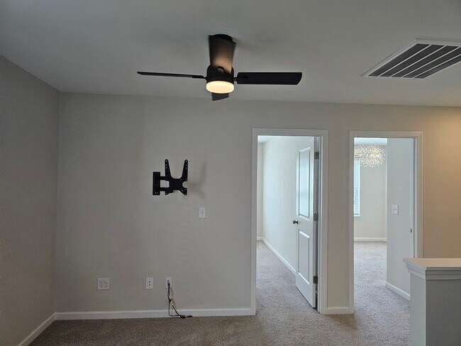 Building Photo - Attractive home in Monroe! LOFT!