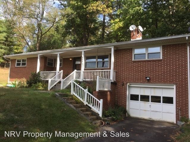 Primary Photo - 117 1/2 Hammett Ave