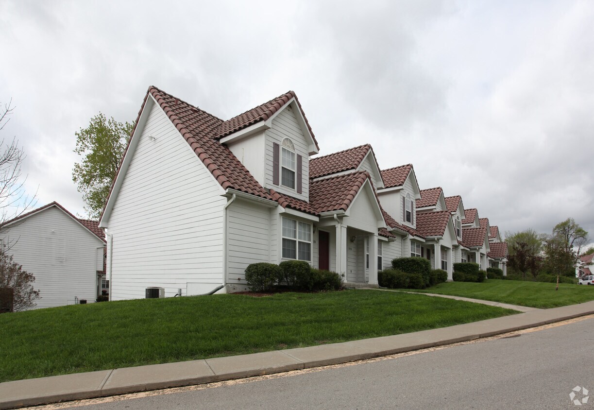 HarborTown Villas 13011345 NE 39th St Kansas City, MO