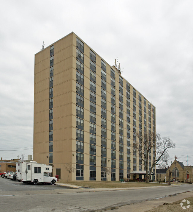 Foto del edificio - Lakeview Plaza