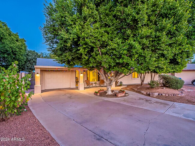 Building Photo - 8209 N 6th St