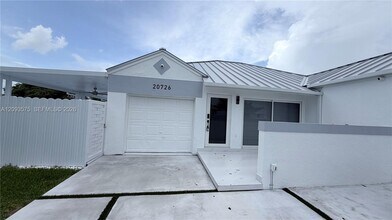Building Photo - 20726 SW 105th Ave
