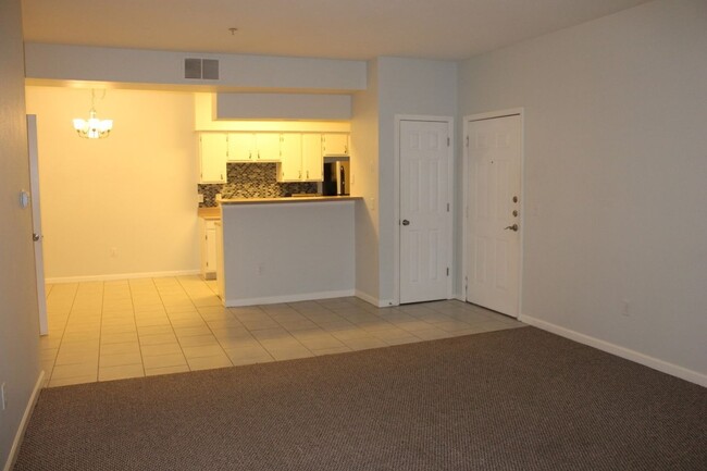 Building Photo - 2nd Floor One Bedroom Condo at The Legends