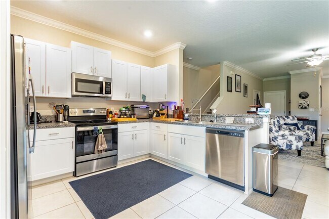 Building Photo - 23265 Willow Glen Way