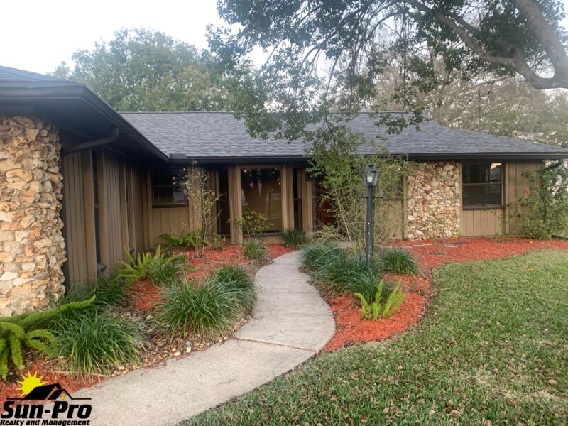 Primary Photo - 2025 Willow Oak Dr