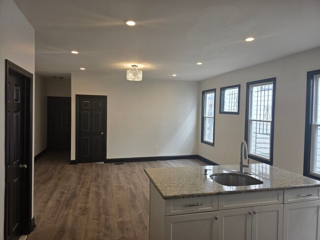 Foto del edificio - 653 S 20th St