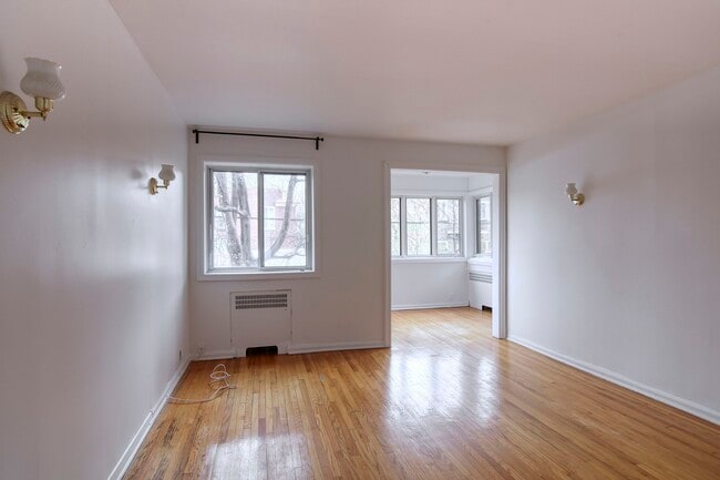 Photo du bâtiment - 3185 Av. Van Horne