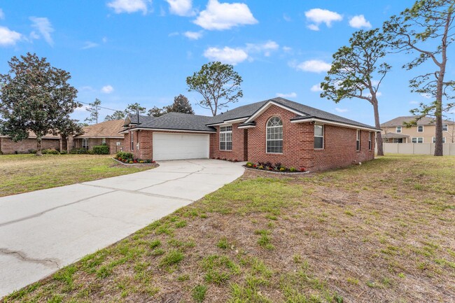 Building Photo - 15738 Northside Dr E