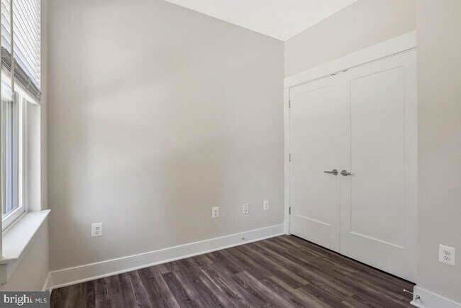 Foto del edificio - 1003 Sycamore Dr SE