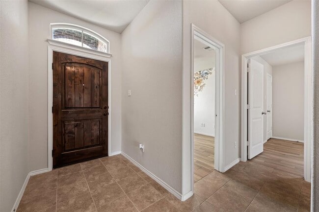 Building Photo - 108 Igneous Ln