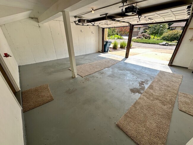 Building Photo - 13450 Woodstile Ct