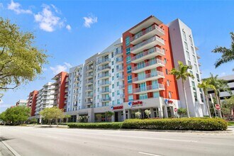 Building Photo - 7661 NW 107th Ave