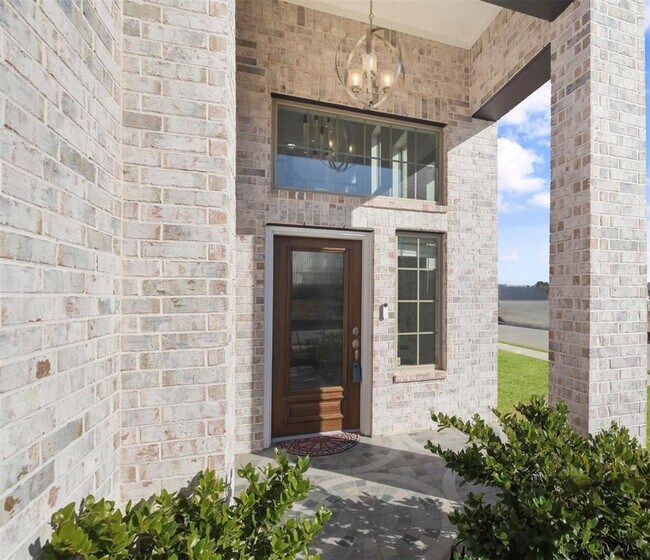Building Photo - 2131 Garden Arbor Ln