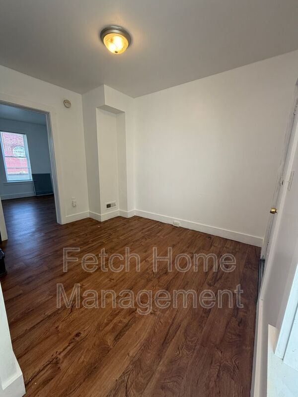 Foto del edificio - 236 W Mifflin St