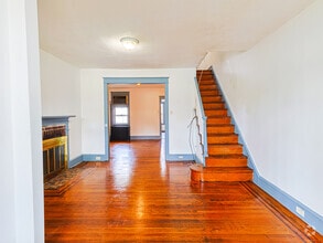 Building Photo - 3359 Tyson Ave