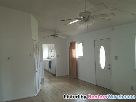 Building Photo - 233 Remus Ln