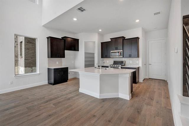 Foto del edificio - 4546 Community Ct