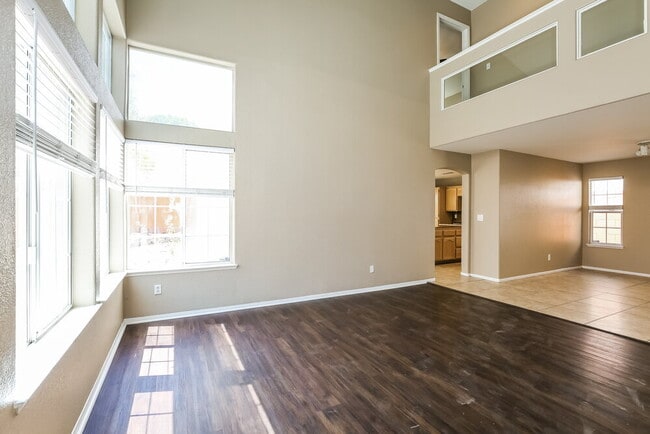Building Photo - 2317 Homeland St