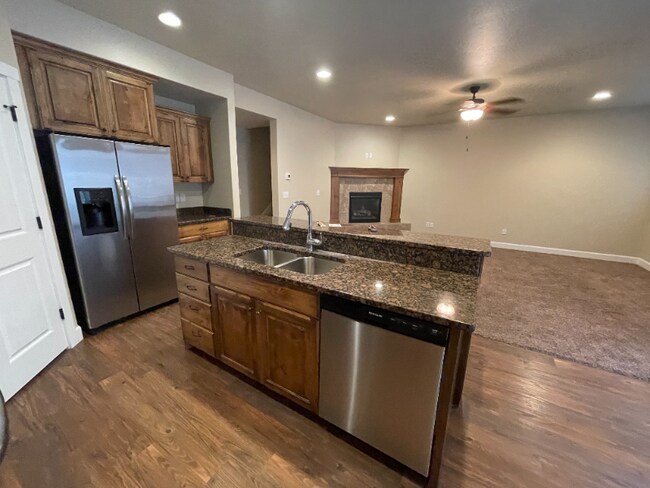 Building Photo - 1221 Baycrest Dr