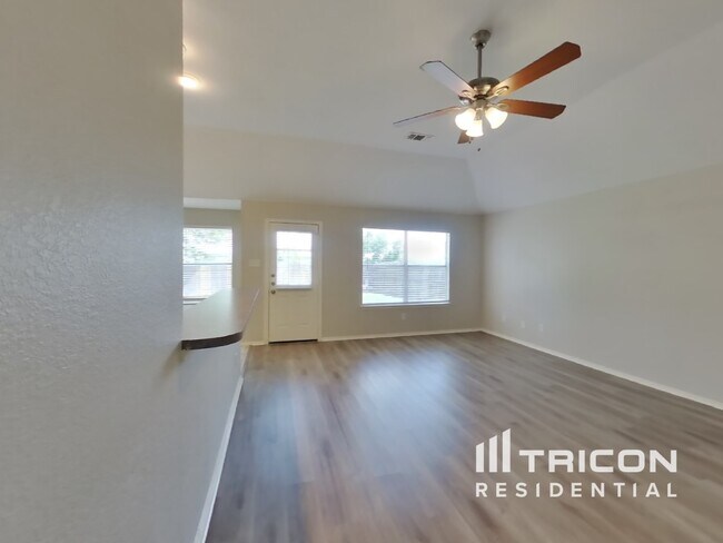 Foto del edificio - 9760 Stoney Bridge Rd
