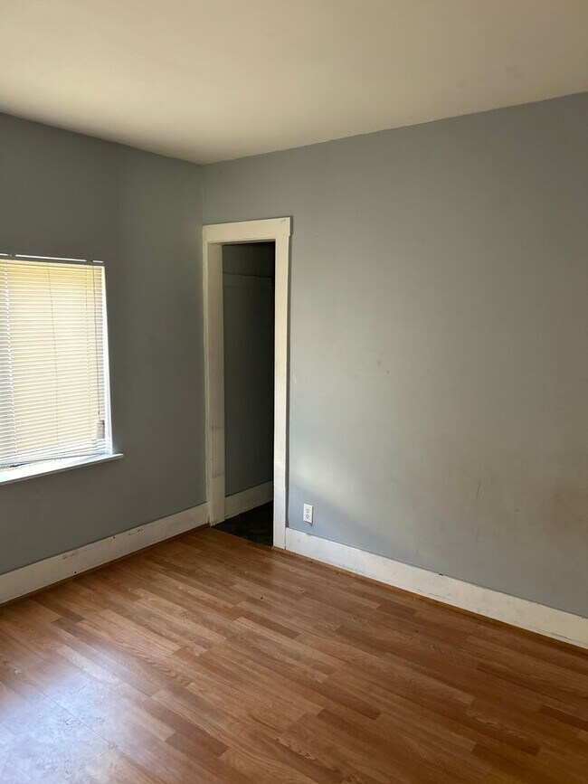 Foto del edificio - 14 Gerdon Ave