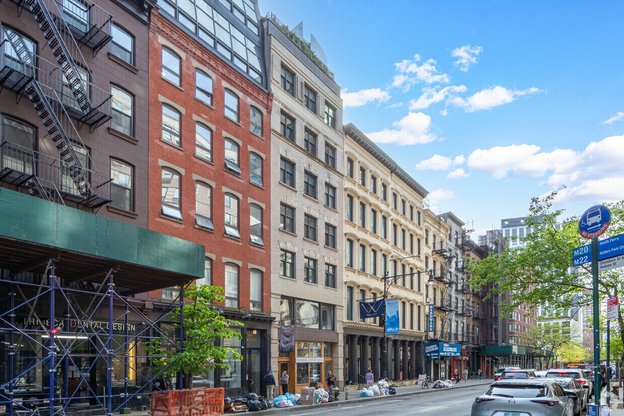 Primary Photo - 148 Chambers St
