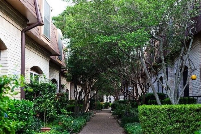 Building Photo - 7801 Shoal Creek Blvd