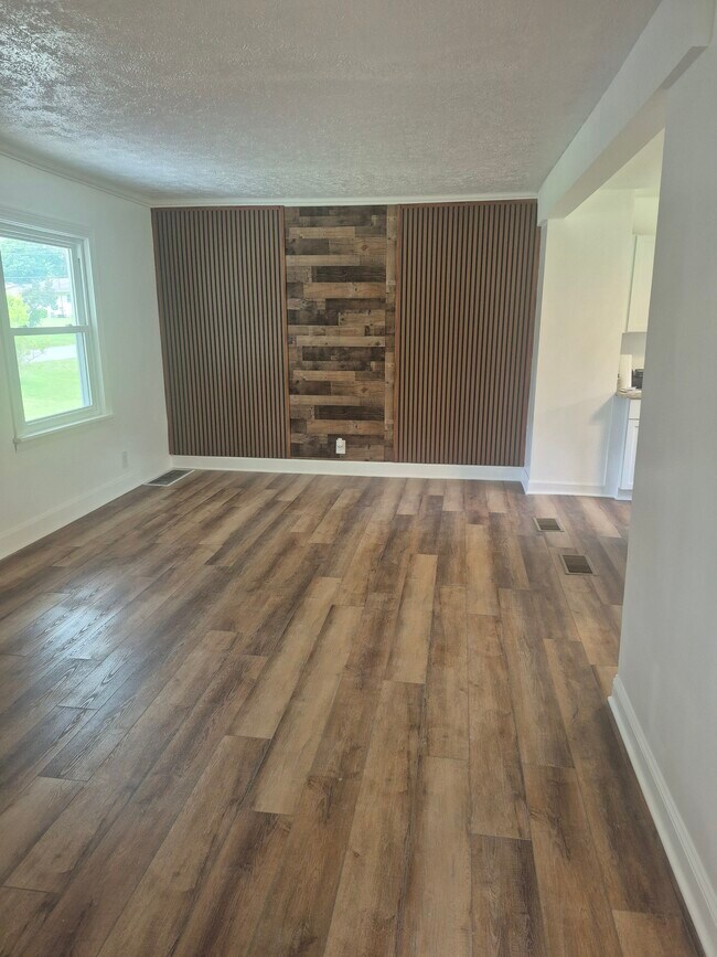 Foto del edificio - 3860 Oakleigh Ave