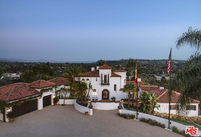 Building Photo - 3911 Via Laguna