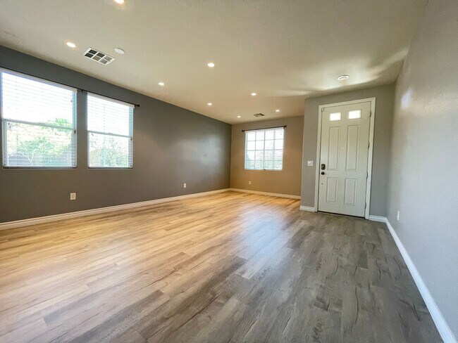 Building Photo - Stunning Two-Story Home in Aliante with a Sparkling Pool & Expansive Backyard!