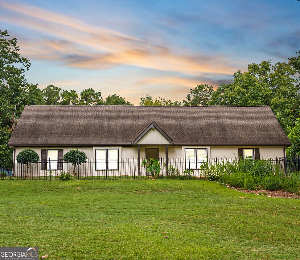 Primary Photo - 9285 Cedar Ridge Dr NW