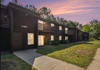 Building Photo - Woodcreek Apartments