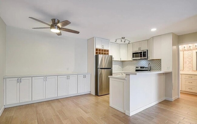 Foto del edificio - 4600 Lamont St