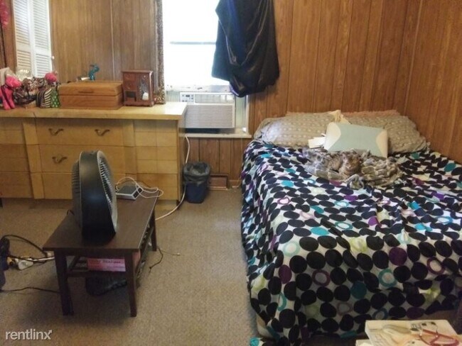 Foto del edificio - 2 br, 1 bath House - 237 N East