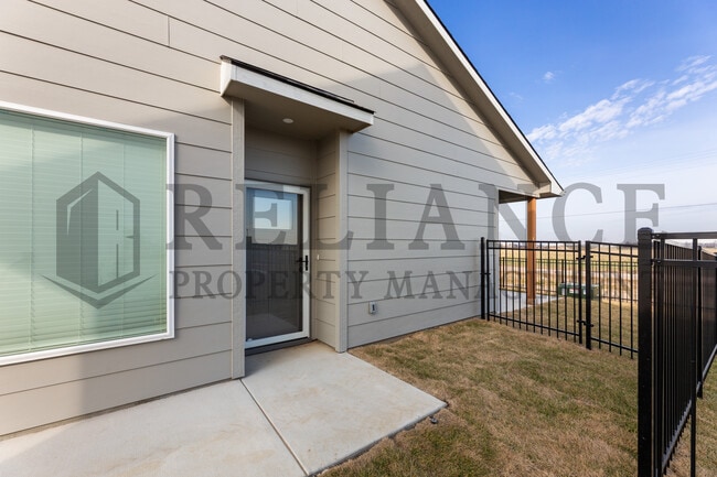 Building Photo - 12438 Blanford St