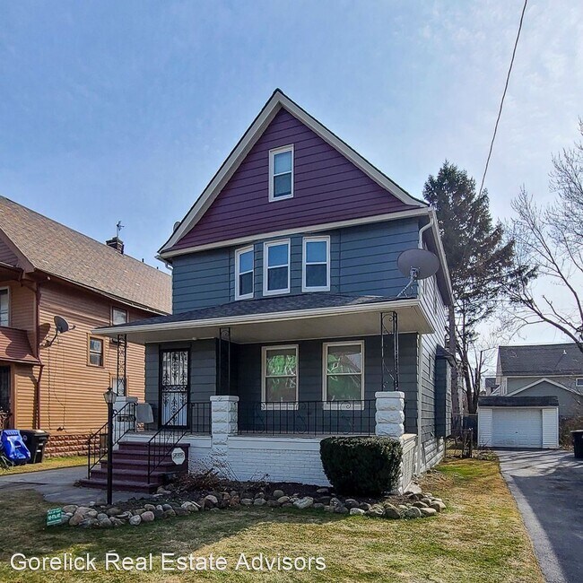 3 Br 1 5 Bath House 11908 Browning Avenue House For Rent In Cleveland Oh Apartments Com